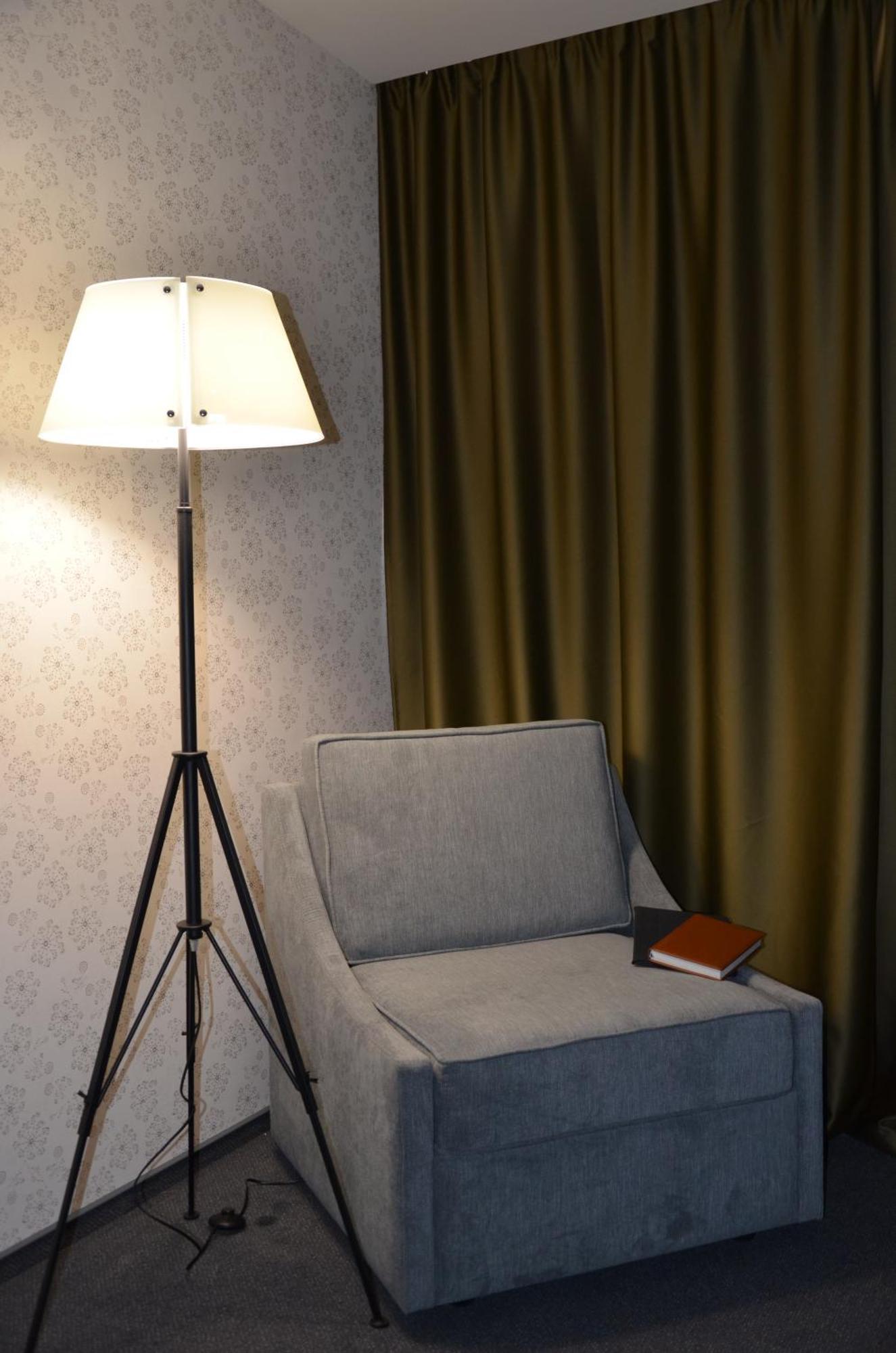 Villa Four Rooms คาร์คิฟ ภายนอก รูปภาพ