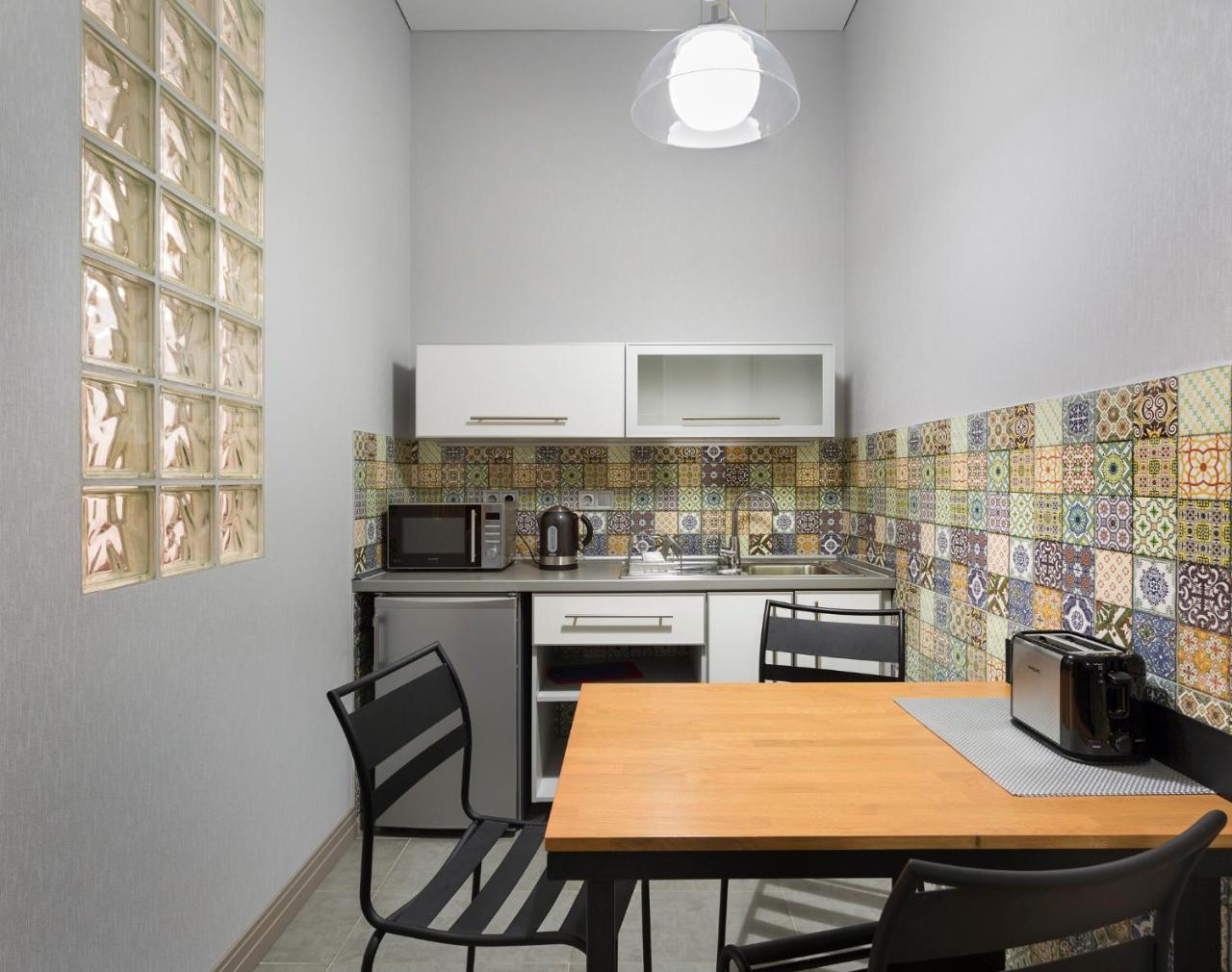 Villa Four Rooms คาร์คิฟ ภายนอก รูปภาพ